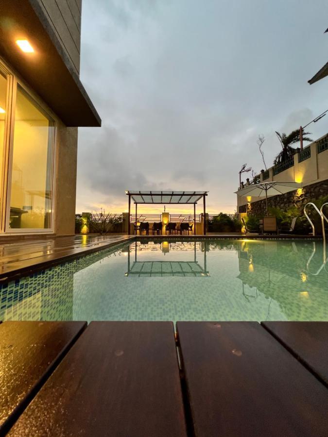 Tara - The Luxe Villa Lonavala Exterior photo